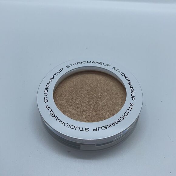 NWT StudioMakeup Highlighter - After Glow - Picture 6 of 7
